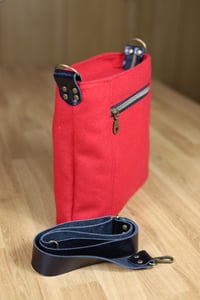 Image 2 of Red Wool Olive (medium)