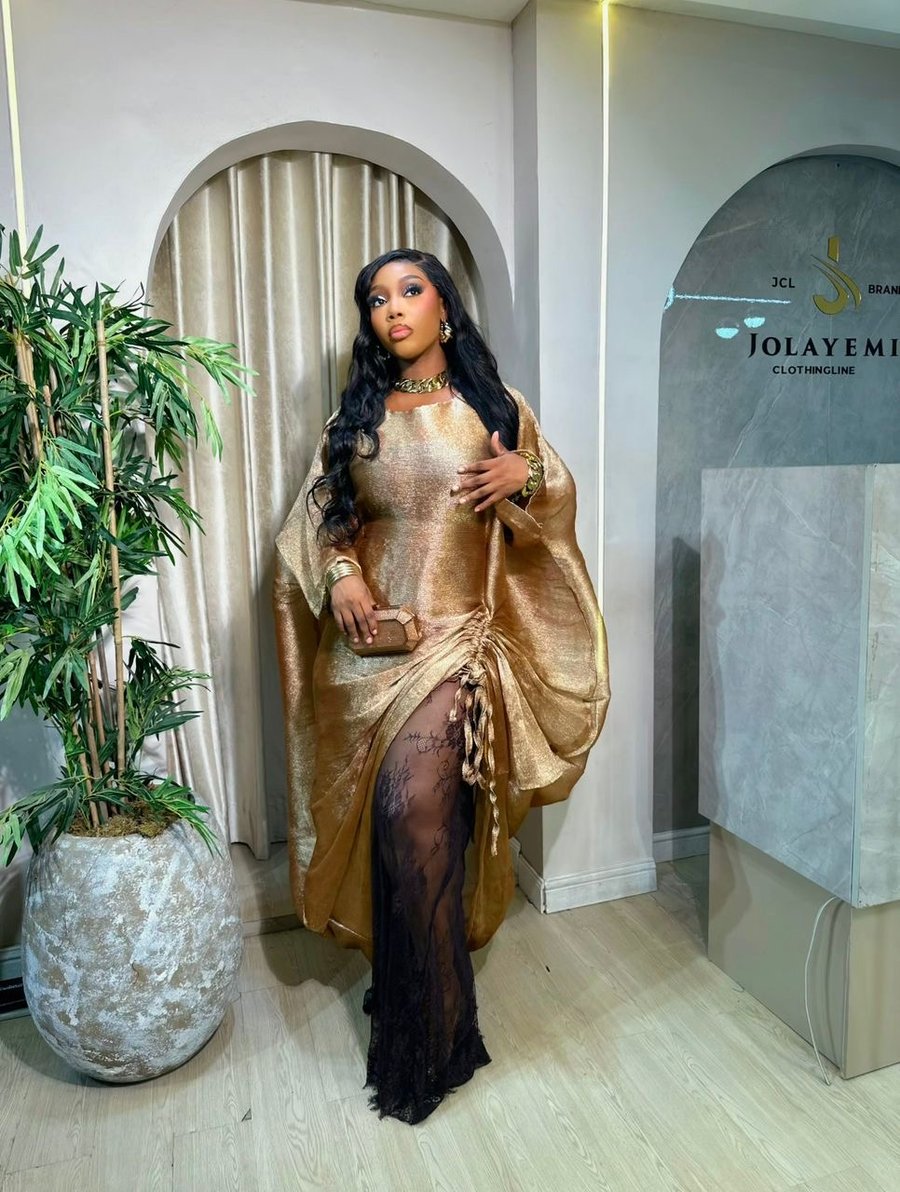 Image of Vicky (2 piece set bubu & pants) 