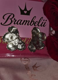 Image 2 of Golden Petals