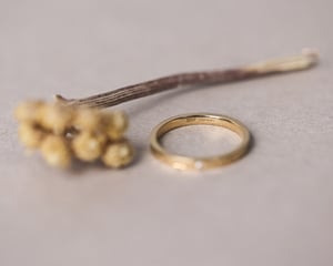 Image of 18ct Yellow gold 2mm ‘Star' Eternity ring