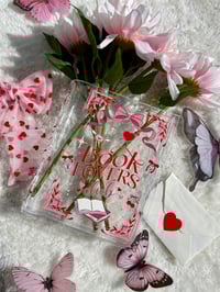 Image 2 of Book Lovers Club Jarrón Libro