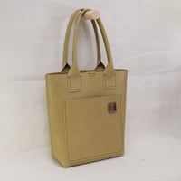 Image 2 of Medium Tote in creamy avocado