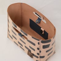 Image 6 of Medium Grab-handle Clutch dash