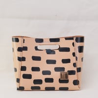 Image 1 of Medium Grab-handle Clutch dash