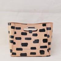 Image 3 of Medium Grab-handle Clutch dash