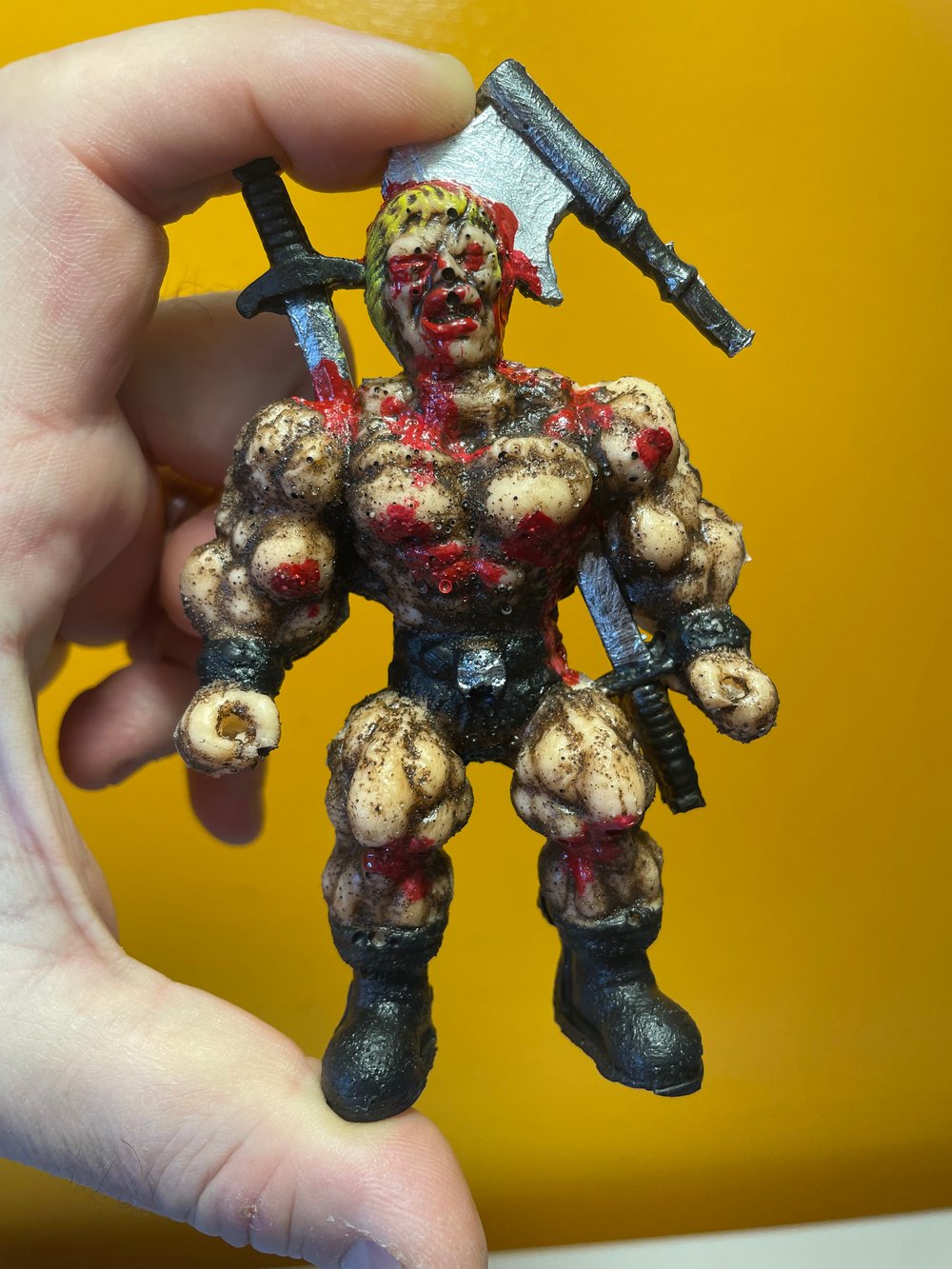 MUSCULOIDS MULTIVERSE 4” CARDED FIGURE