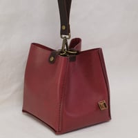 Image 2 of Little Cube in cherry