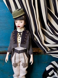 Image 3 of "Bellboy"