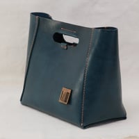 Image 4 of STUDIO LINE grab-handle clutch in navy