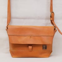 Image 1 of STUDIO LINE Messenger in tan