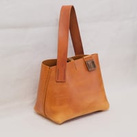 Image 2 of STUDIO LINE Twist Bucket in tan
