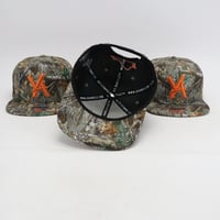 Image 3 of VA SNAPBACK Camouflage with Orange logo