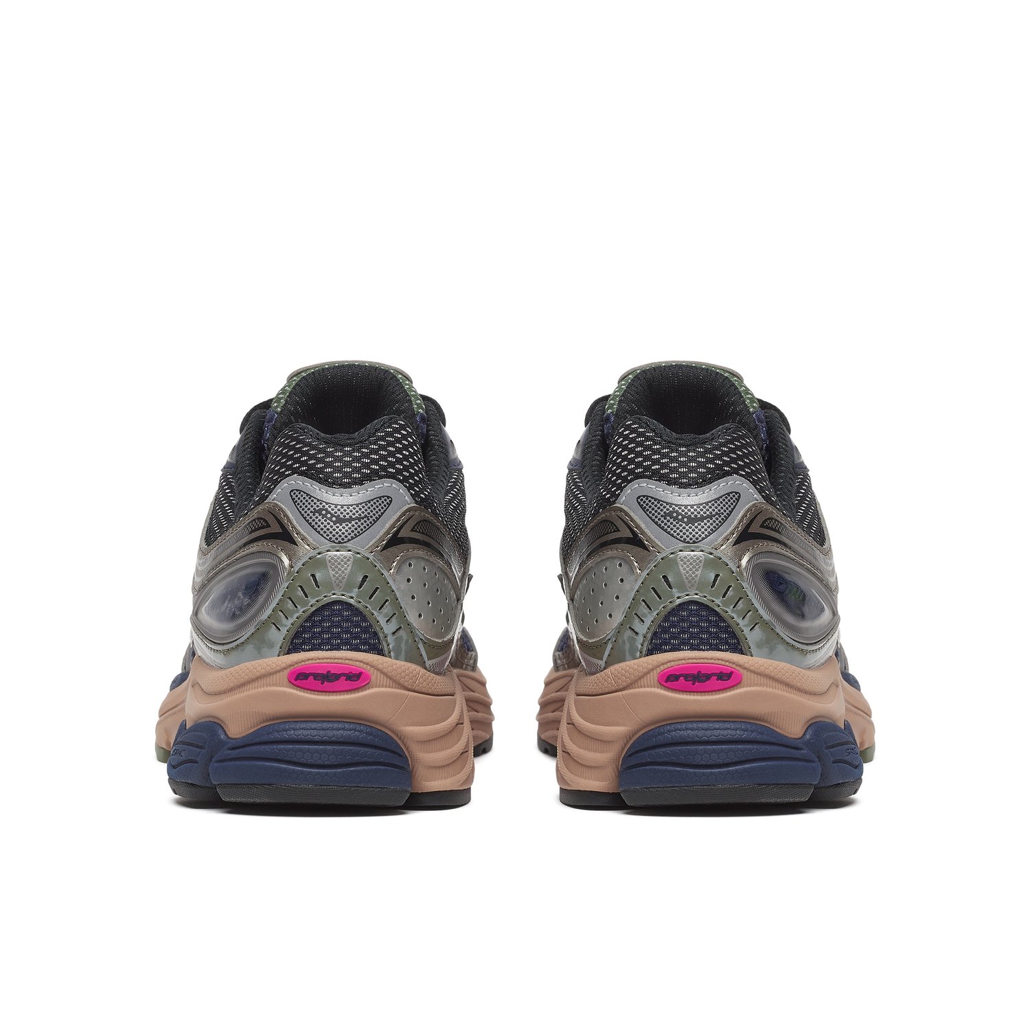 Image of SAUCONY PROGRID OMNI 9