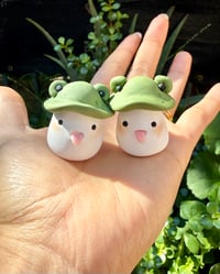 Image 3 of Froggy Hat Ghosties 🐸 👻 