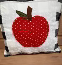 Image 1 of Apple Applique/Buffalo check/solid back