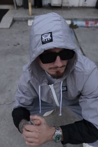 Image 4 of New OG lightweight windbreaker 