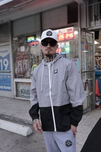 Image 3 of New OG lightweight windbreaker 