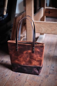 Image 2 of Old Dutch Tote Bag (cognac/tobacco)