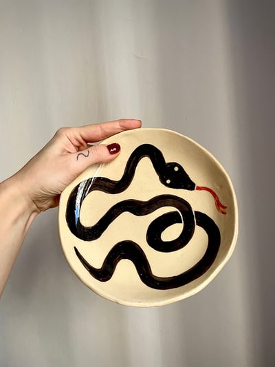 Image of Deep snake plate 