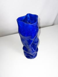 Image 4 of Wavy Vase #01 Every Day Blue