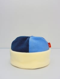 Image 1 of The Polar Fleece Hat in Butter/Blues