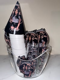 Image 2 of Party bucket