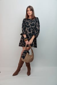Image 2 of VESTIDO REINA LAZOS