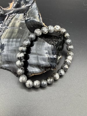 8mm Larvakite Stretch Bracelet 