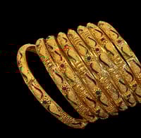 Image 1 of Aarna Gold Bangle 