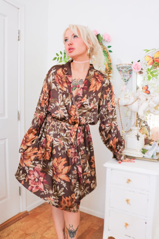 Image of Y2K Jessica L Espresso Brown Silky Floral Robe (2X)