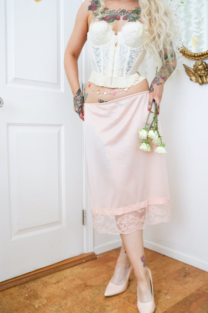 Image of Rare Vintage Designer Emilio Pucci for Formfit Rogers Peachy Pink Half Slip (Medium)