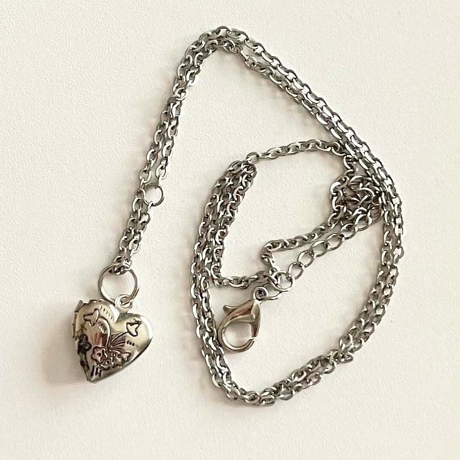 silver small locket necklaces