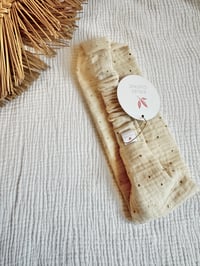 Image 4 of Bandeau adulte Margot - Blanc / Écru / Ocre