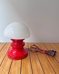 Image 3 of //RESERVADA//  LÁMPARA SETA ROJA, DE MESILLA, AÑOS 70