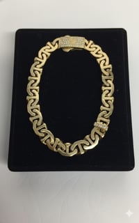 Image 2 of Anchor chain bracelet