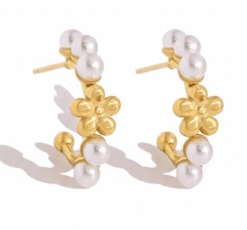 Image of Flower pearl earrings