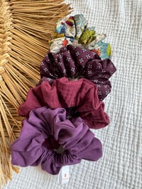 Image 1 of Chouchou Emma Violet / fleuri tournesol 