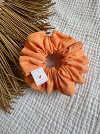 Image 2 of Chouchou Emma Corail / Terracota / Fleuri paquerette