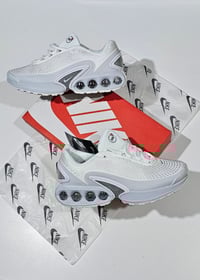 Image 5 of Womens  & Juniors dns Airmax