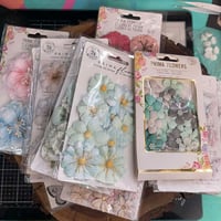 Random Prima flower bundle