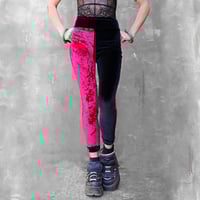 Image 3 of BIKOLOR LEGGINGS | BORDEAUX CORDUROY + BLACK VELVET VERSION
