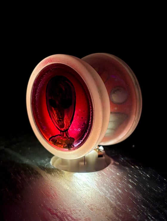 Image of Glow in the Dark Alien Freebane One with UFO display 