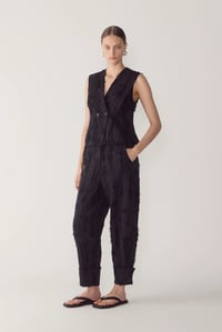 Image 3 of foemina mara vest black
