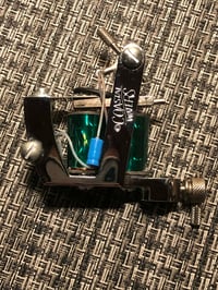 Image 4 of Coastal Waters Chrome plated Tattoo Machine Vintage - Green Coils