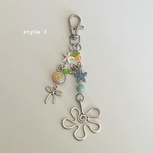 bikini bottom starfish keychain