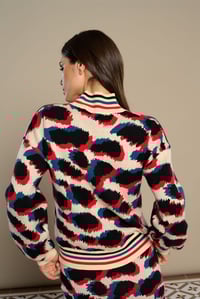 Image 2 of Jersey animal print fantasía