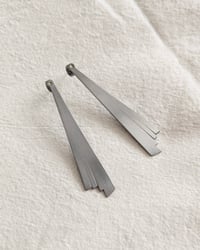 Image 1 of Boucles d'oreilles 2013 - gris anthracite