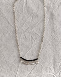 Image 3 of Maskara, collier