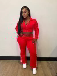 Image 1 of De’Cherry Motion Set