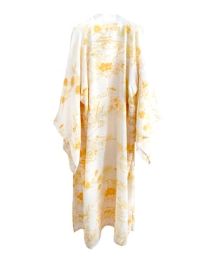 Image of Florlet silke kimono - hvid med orange blomster